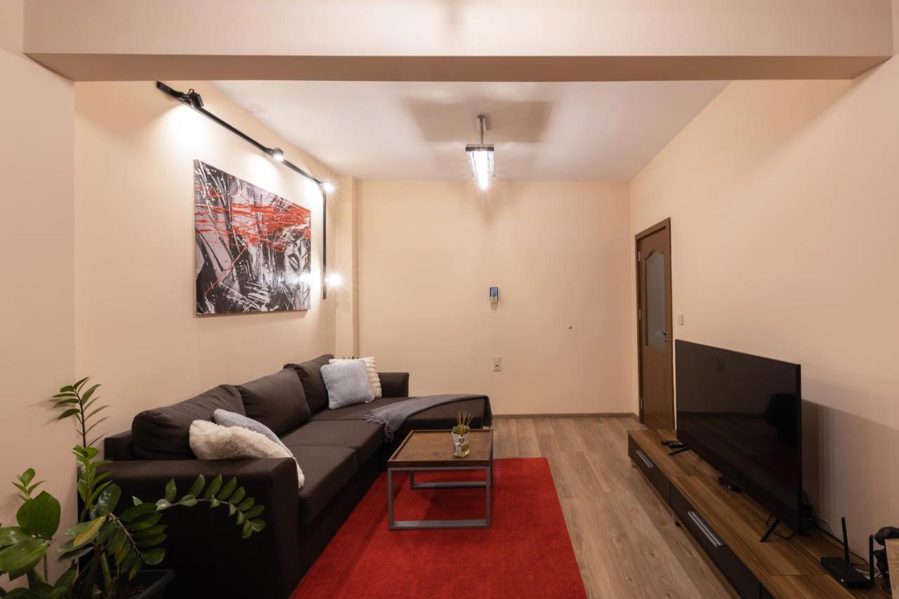 The Red Point Apartment Varna Exterior photo